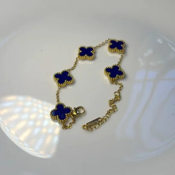 Midnight Fleur Bracelet: Adjustable Clover Charm in 14k Gold-Filled over Ss - Picture 1 of 3